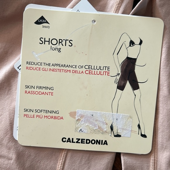 Calzedonia shorts  women size M - Picture 4 of 4